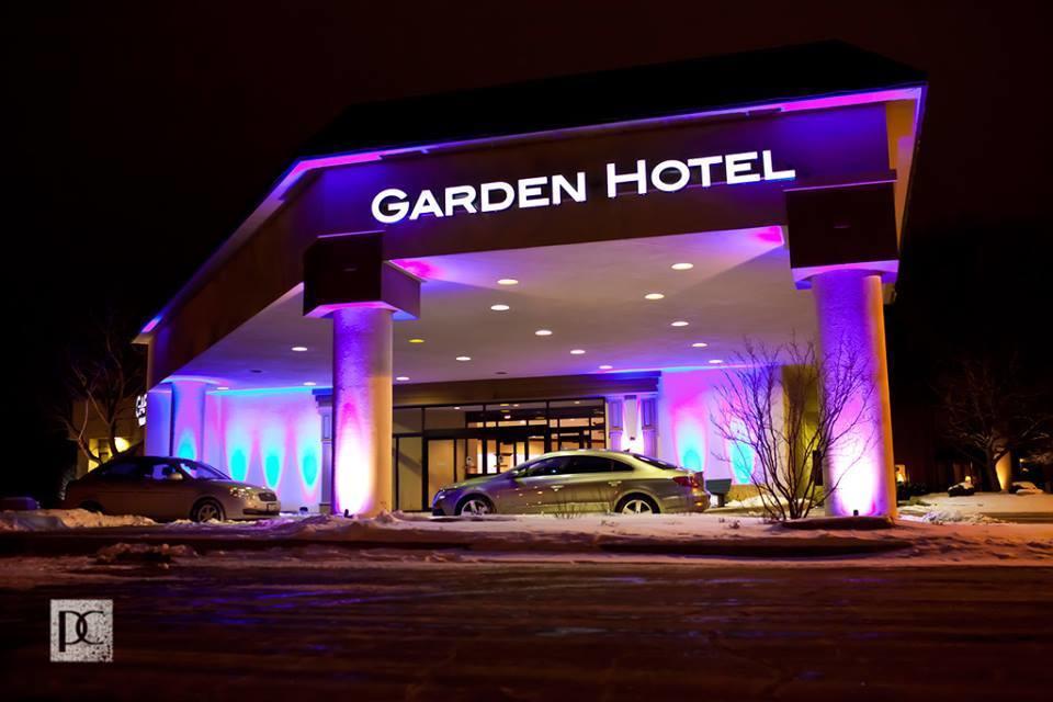 Garden Hotel And Conference Center South Beloit Exterior foto